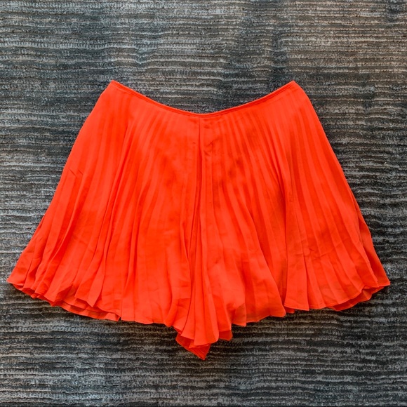 BCBGeneration Pants - GUC BCBGeneration Red Orange Pleated Skort